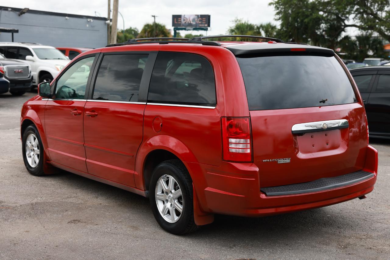 Chrysler Town & Country  2008