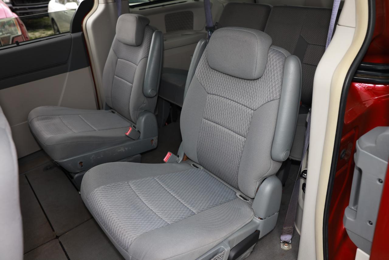 Chrysler Town & Country  2008