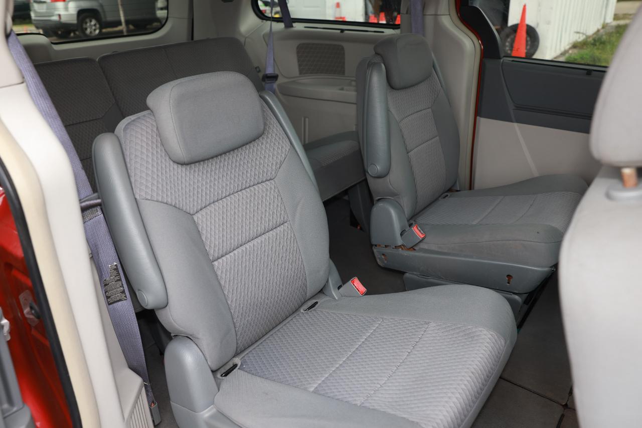 Chrysler Town & Country  2008