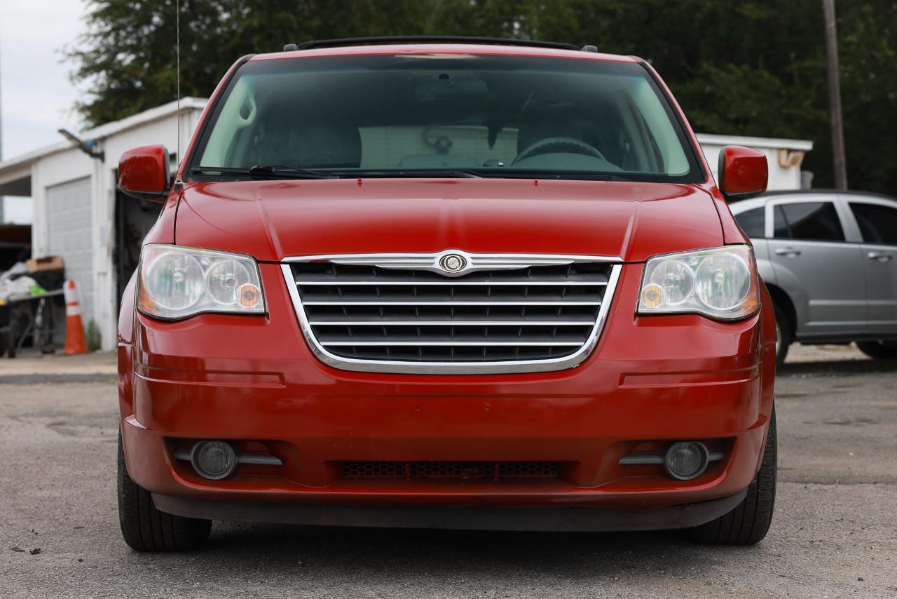 Chrysler Town & Country  2008