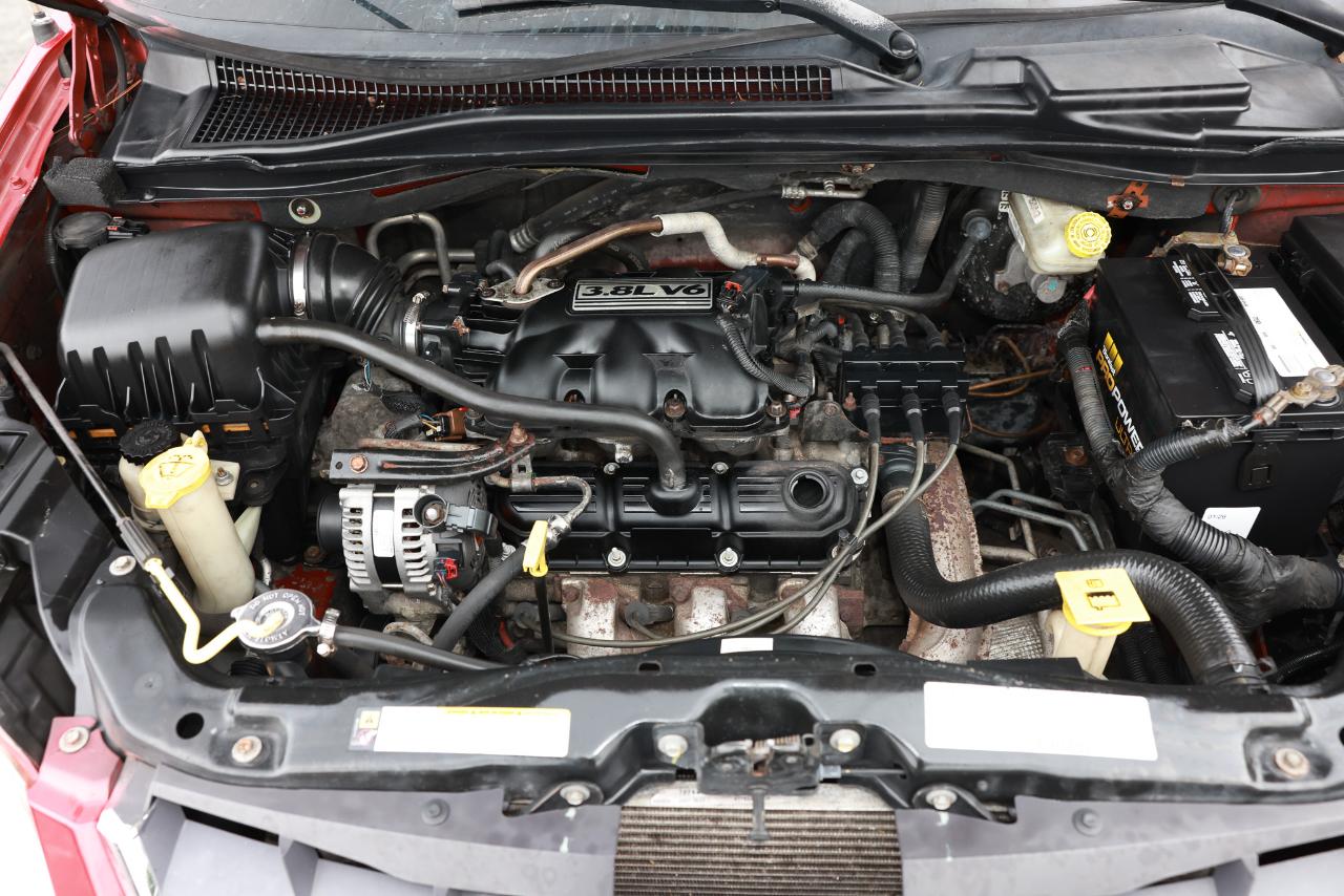 Chrysler Town & Country  2008
