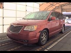 2008 Chrysler Town & Country 
