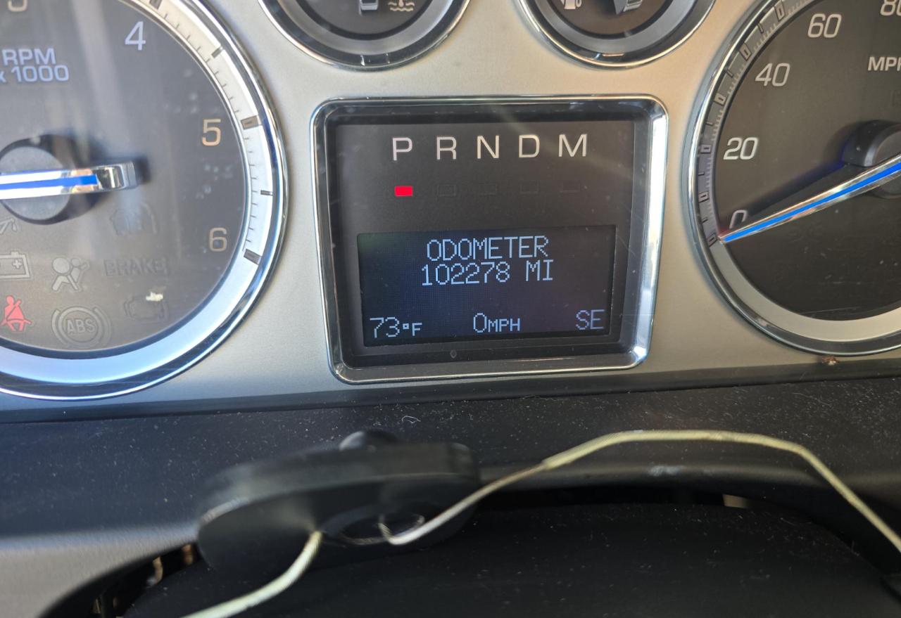 Cadillac Escalade ESV  2012