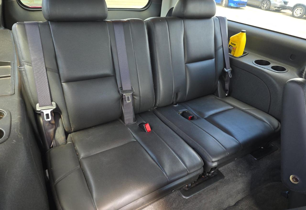 Cadillac Escalade ESV  2012