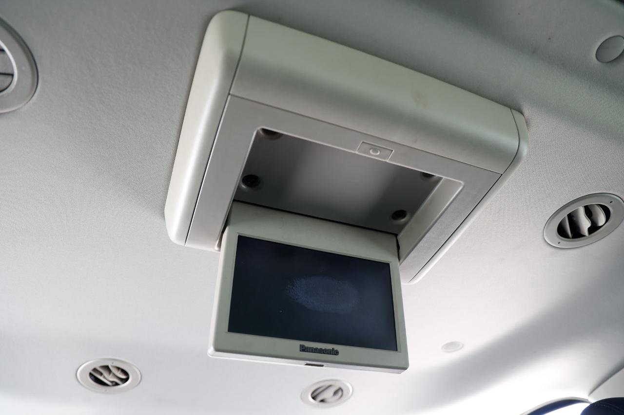 Cadillac Escalade ESV  2012