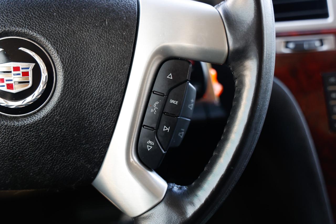 Cadillac Escalade ESV  2012