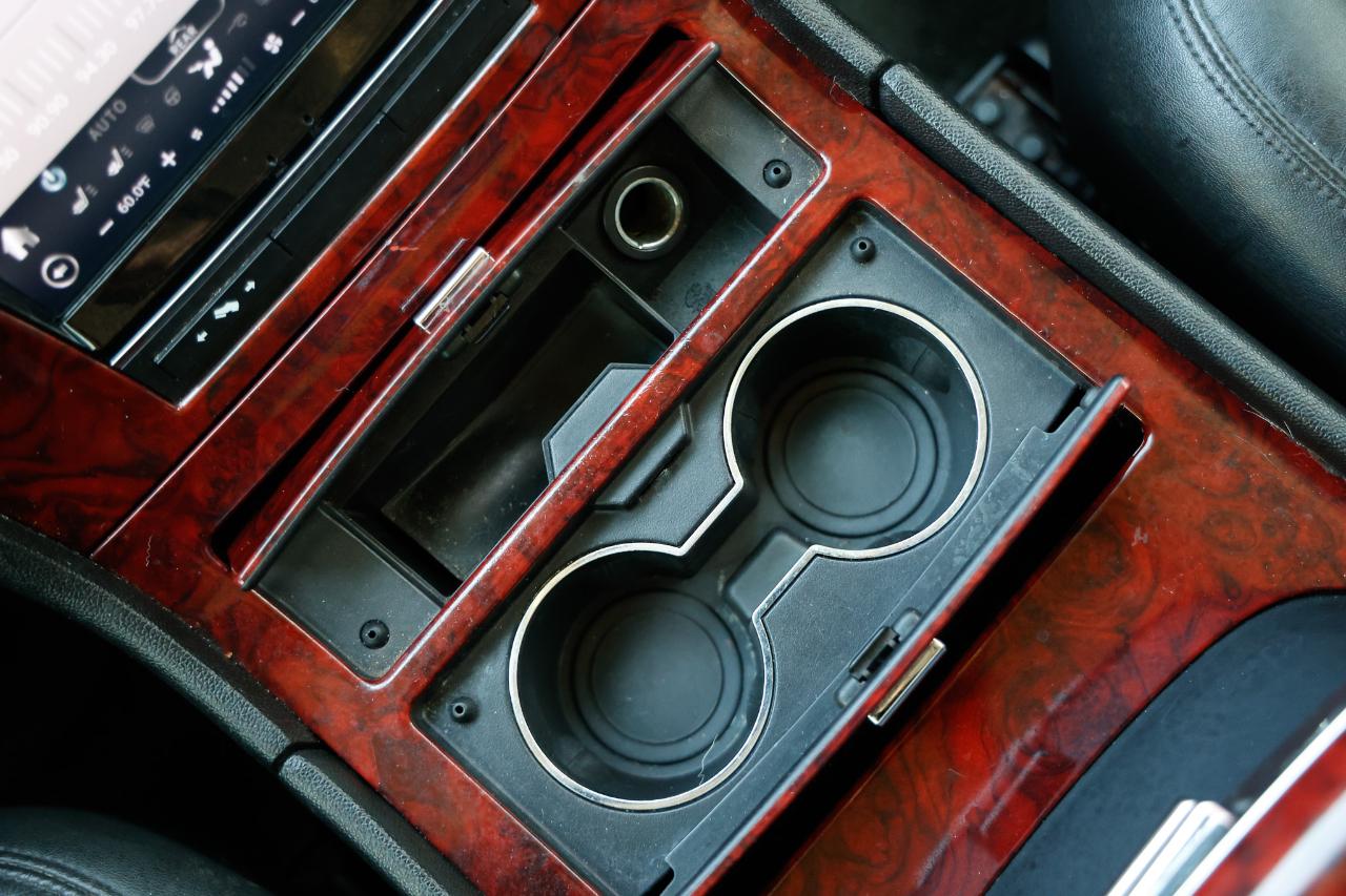 Cadillac Escalade ESV  2012