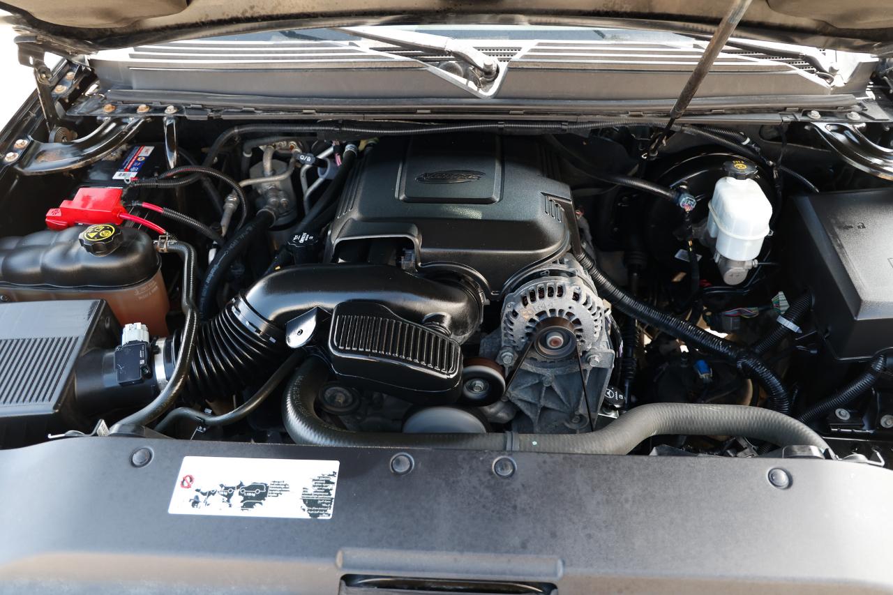 Cadillac Escalade ESV  2012