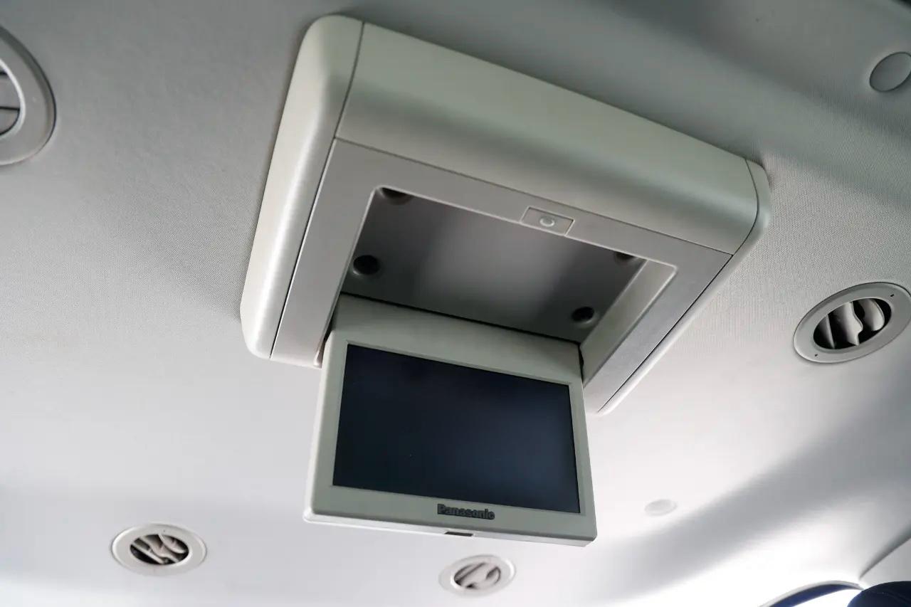 Cadillac Escalade ESV  2012