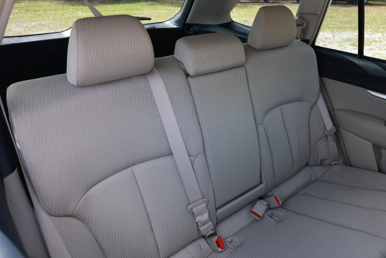 Subaru Outback  2011