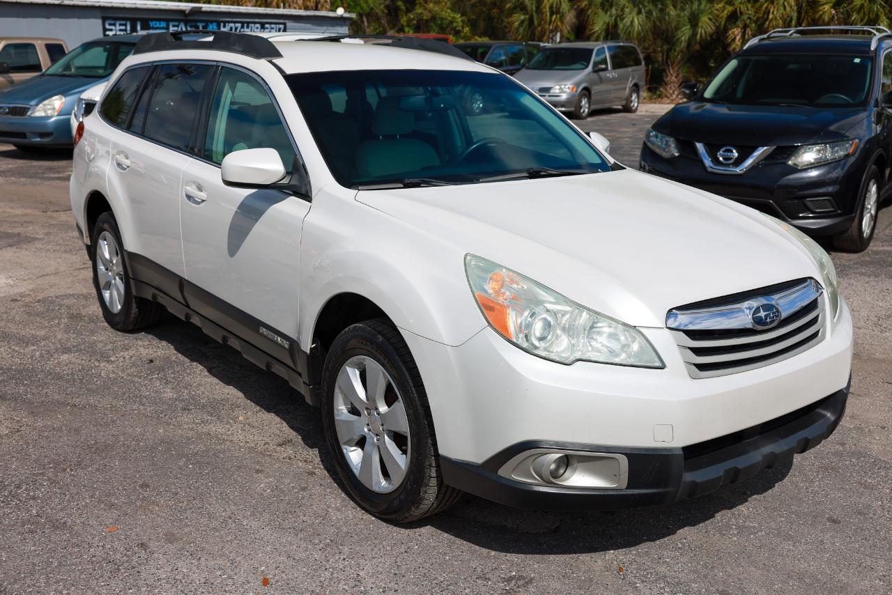 Subaru Outback  2011