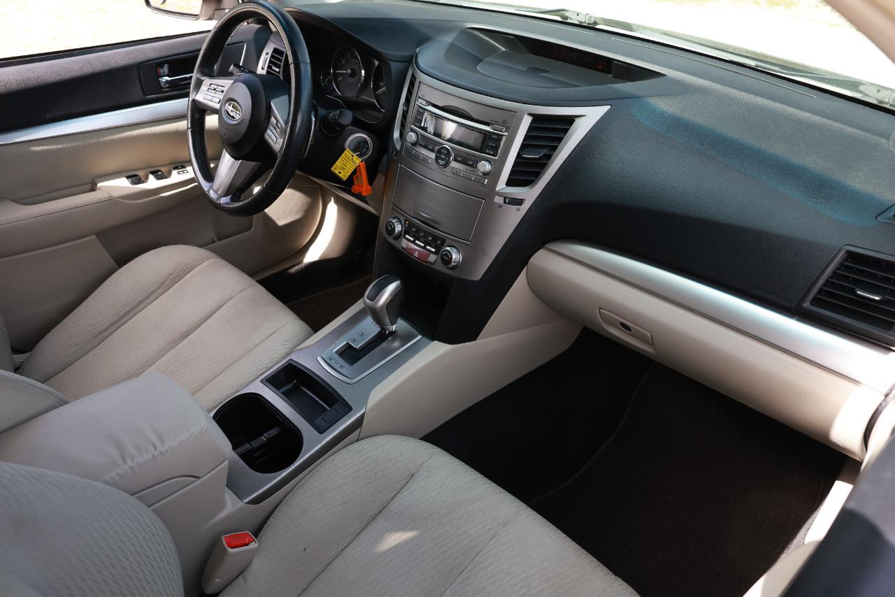 Subaru Outback  2011