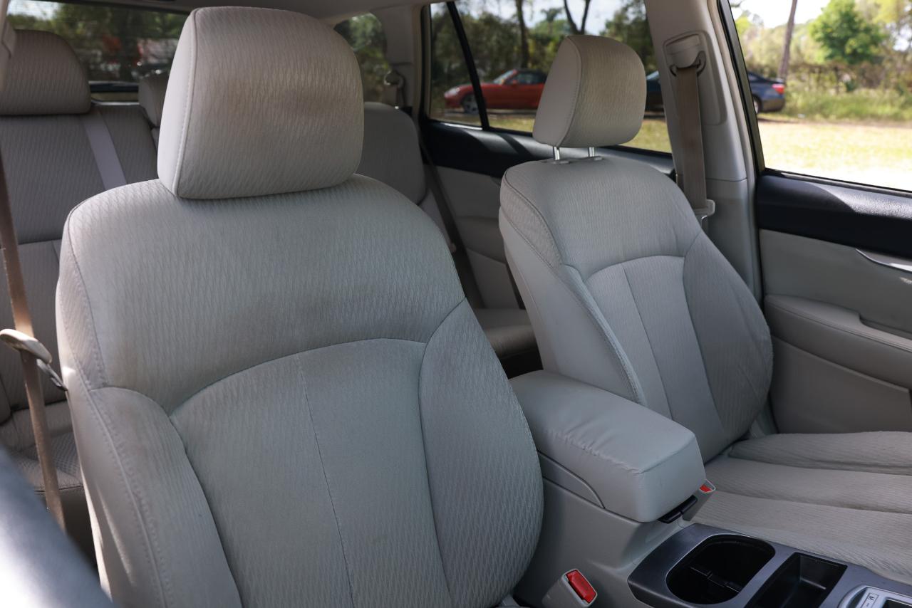 Subaru Outback  2011