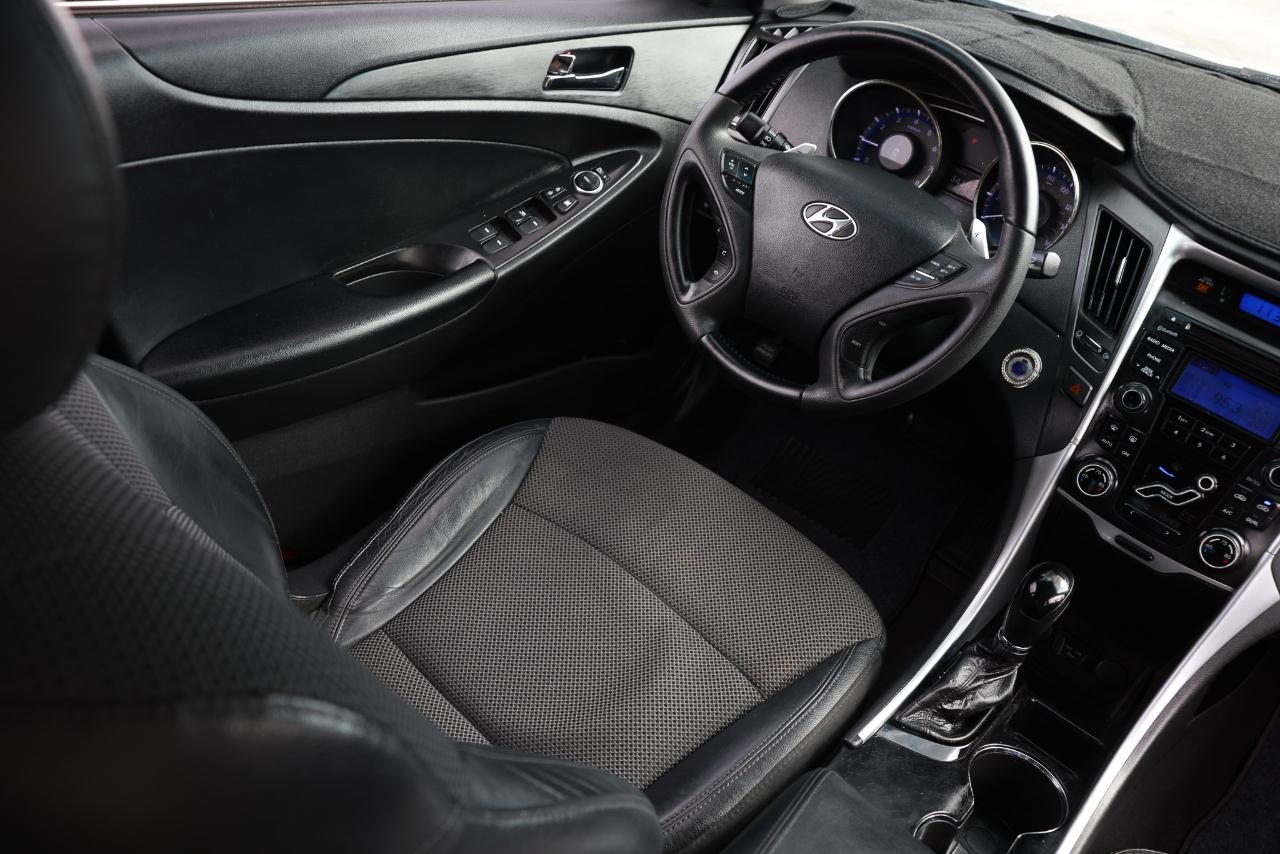 Hyundai Sonata  2012