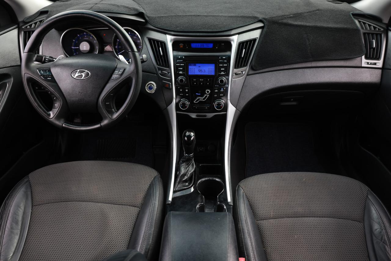 Hyundai Sonata  2012