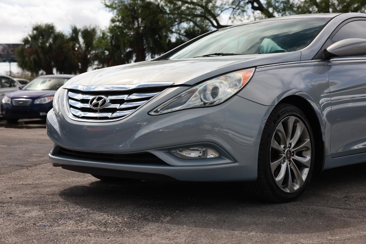 Hyundai Sonata  2012