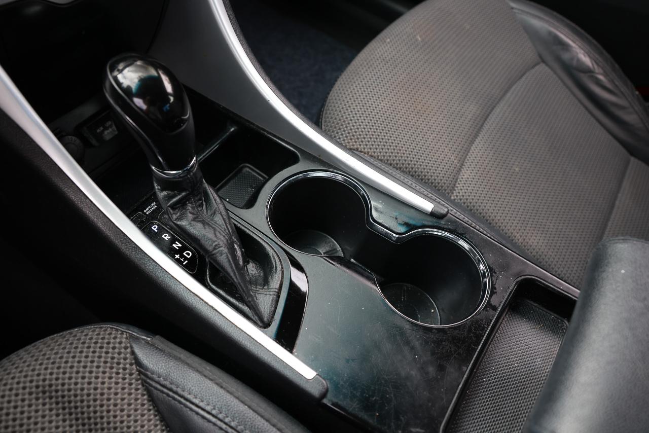 Hyundai Sonata  2012