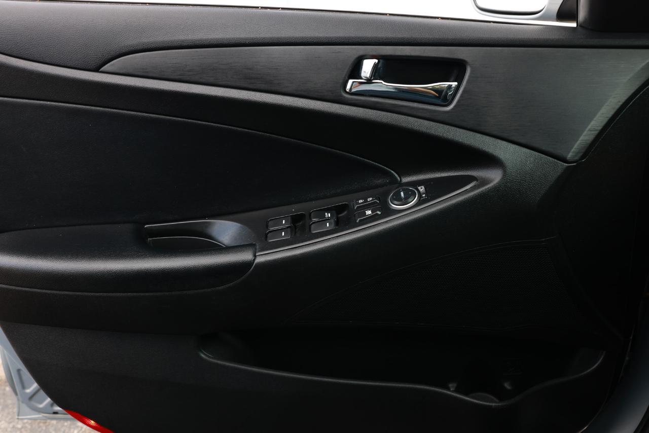 Hyundai Sonata  2012