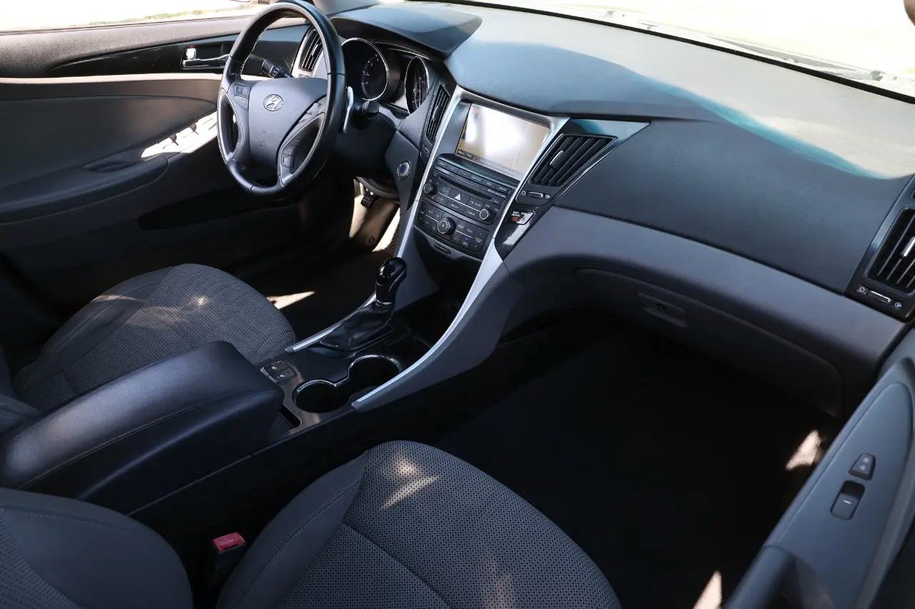 Hyundai Sonata  2014