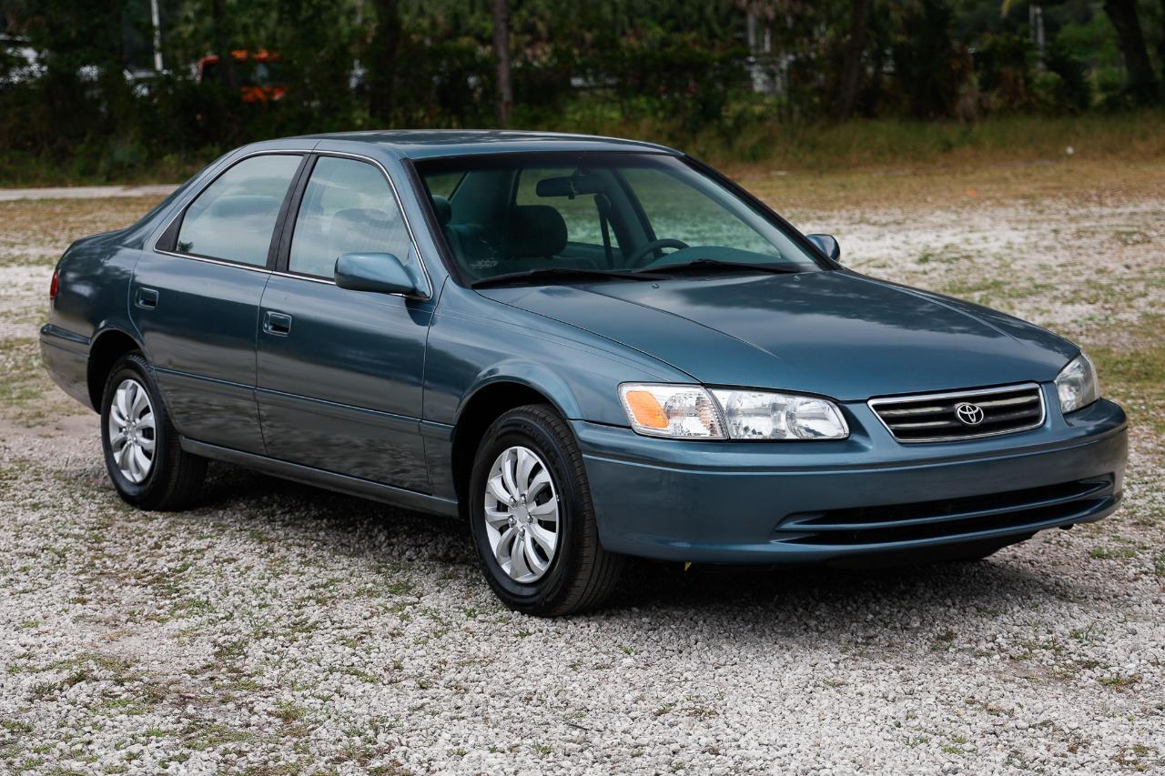 Toyota Camry  2000
