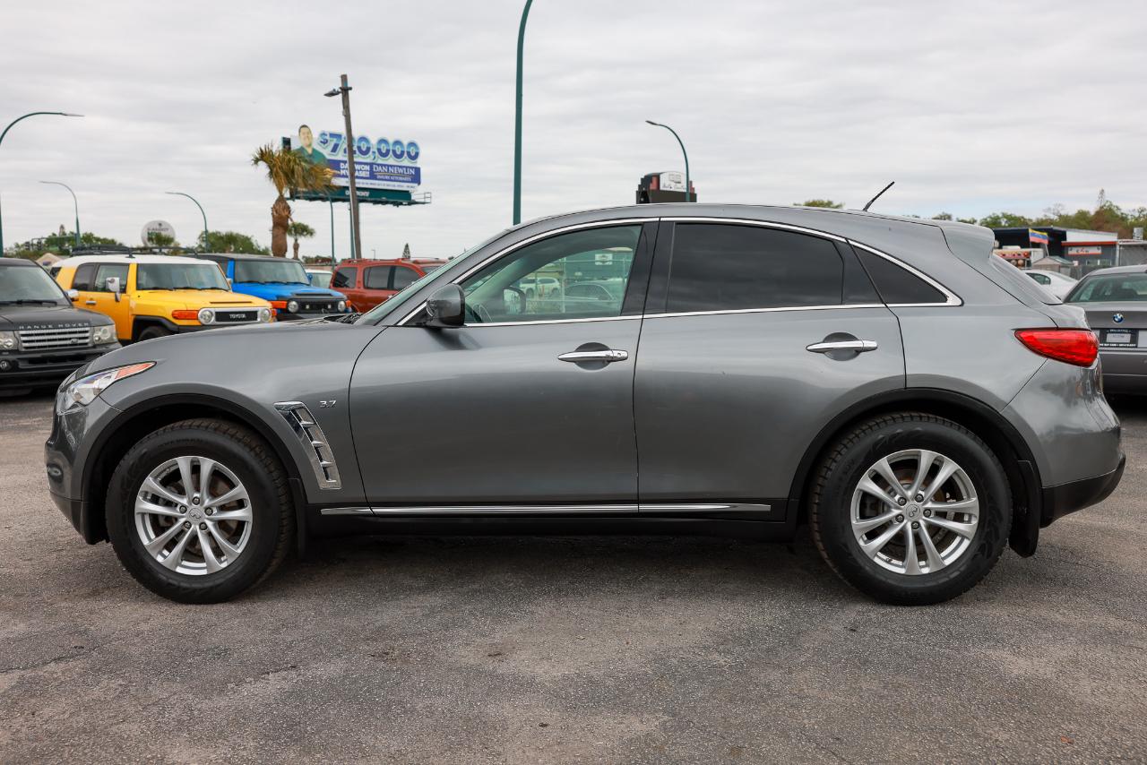 Infiniti QX70  2014