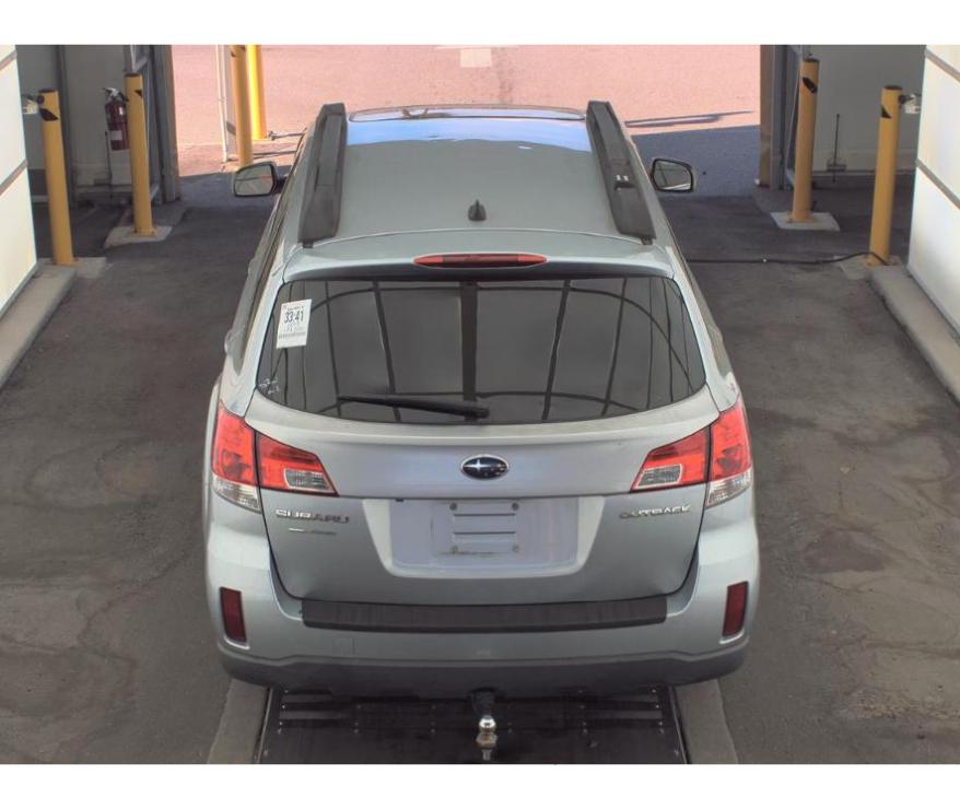 Subaru Outback  2013