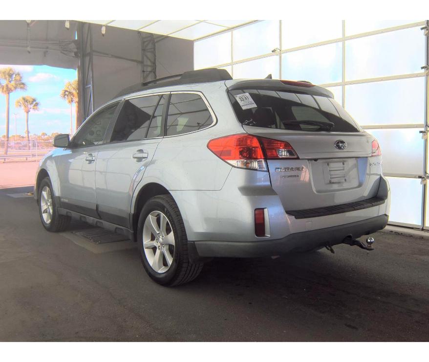 Subaru Outback  2013