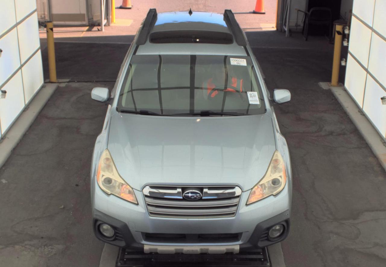 Subaru Outback  2013