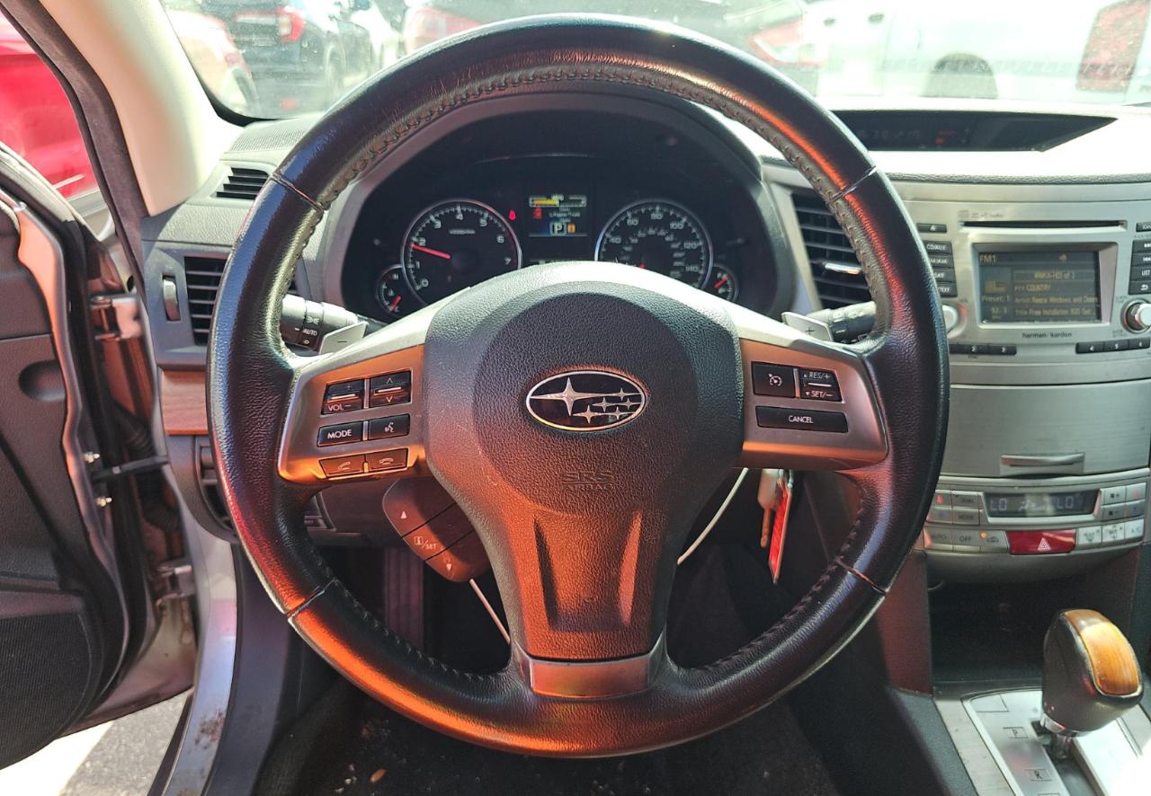 Subaru Outback  2013