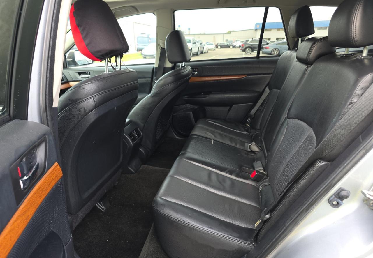 Subaru Outback  2013