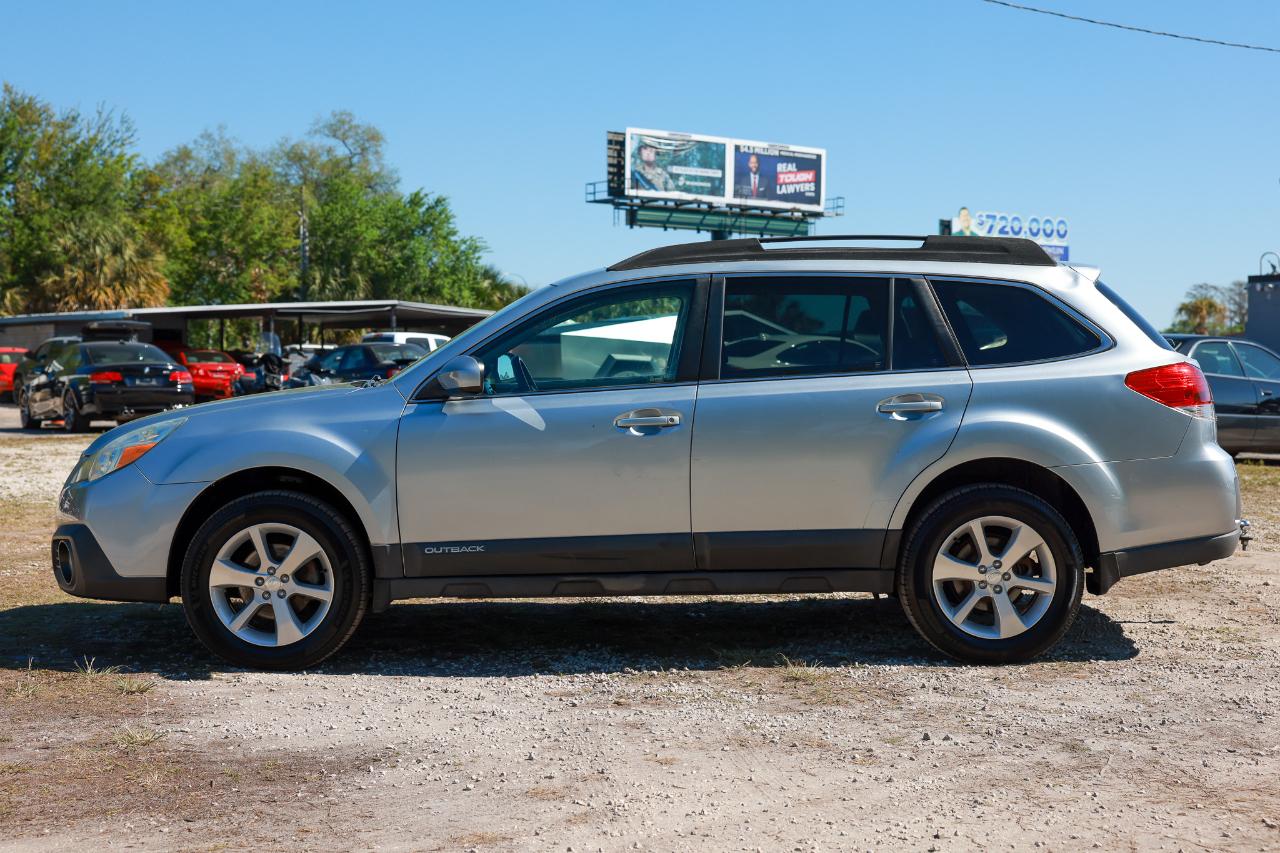 Subaru Outback  2013