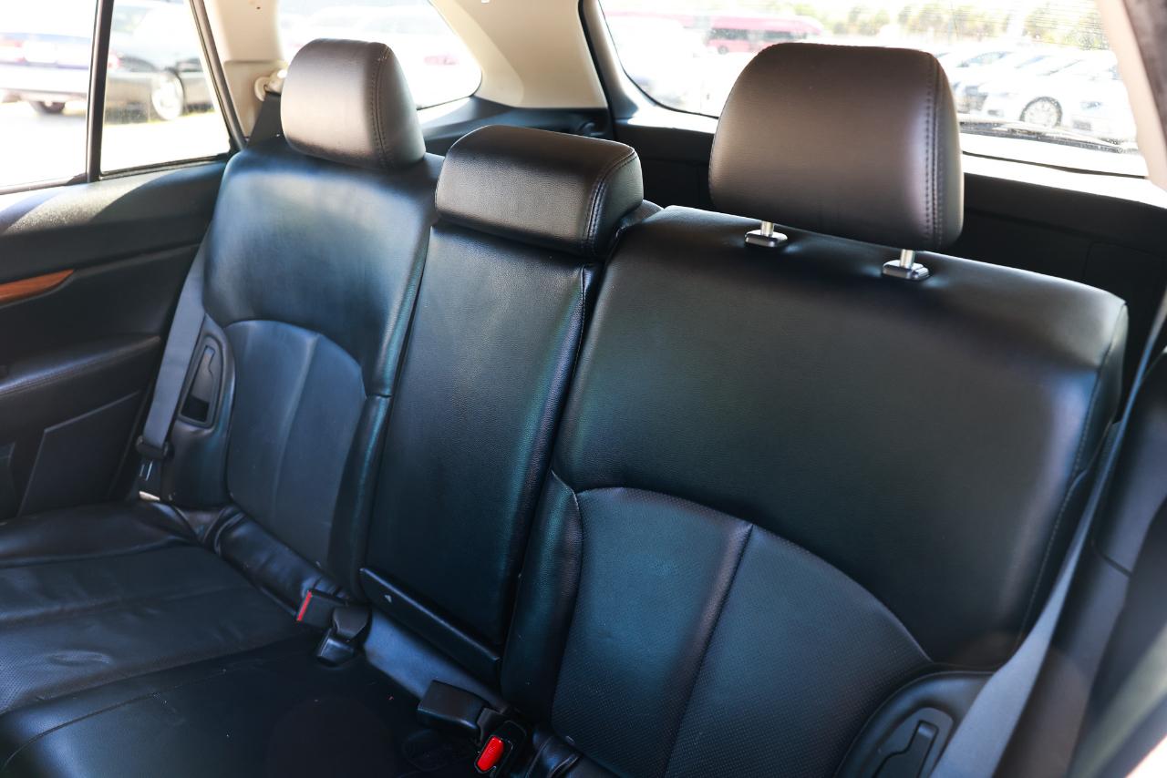 Subaru Outback  2013