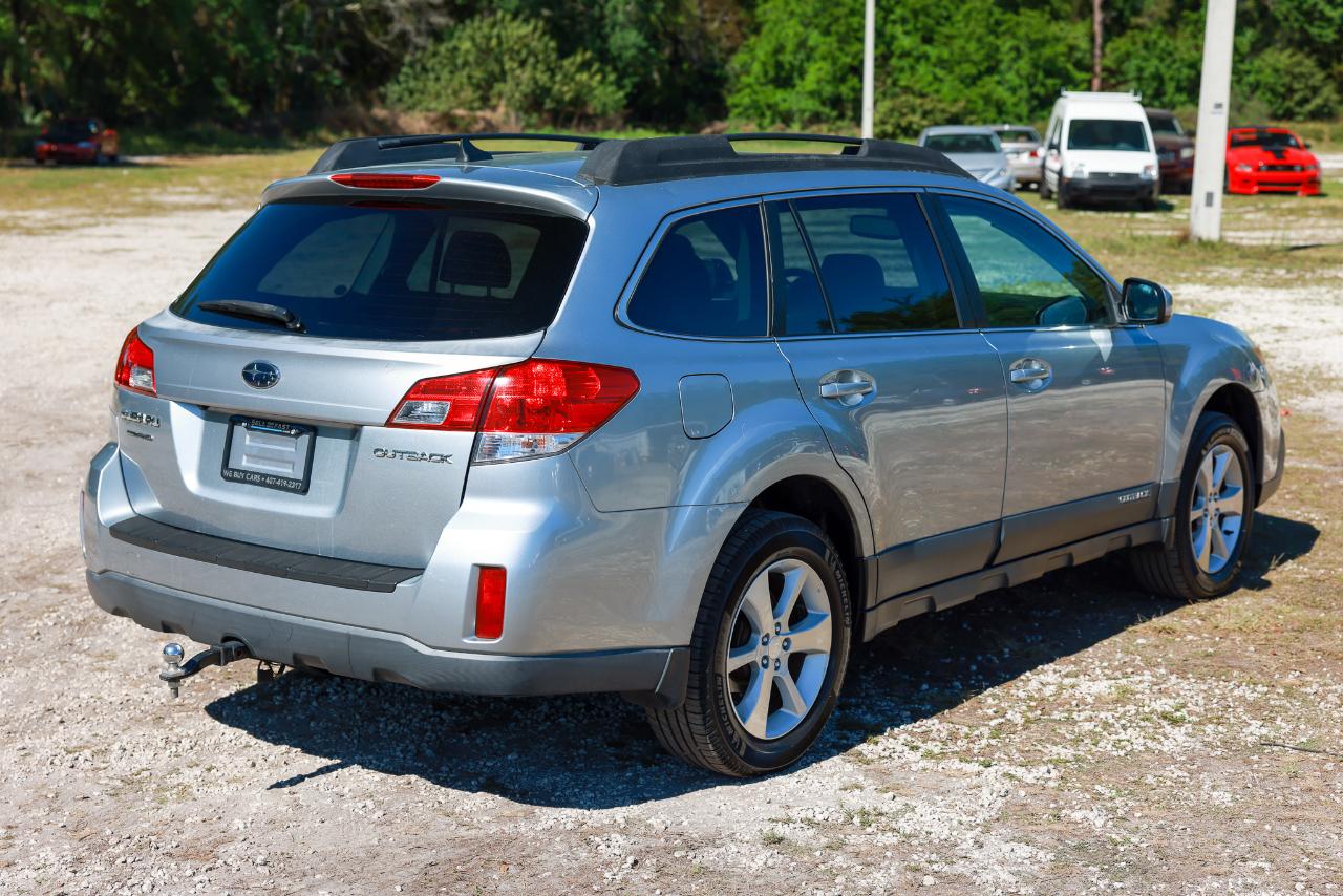 Subaru Outback  2013