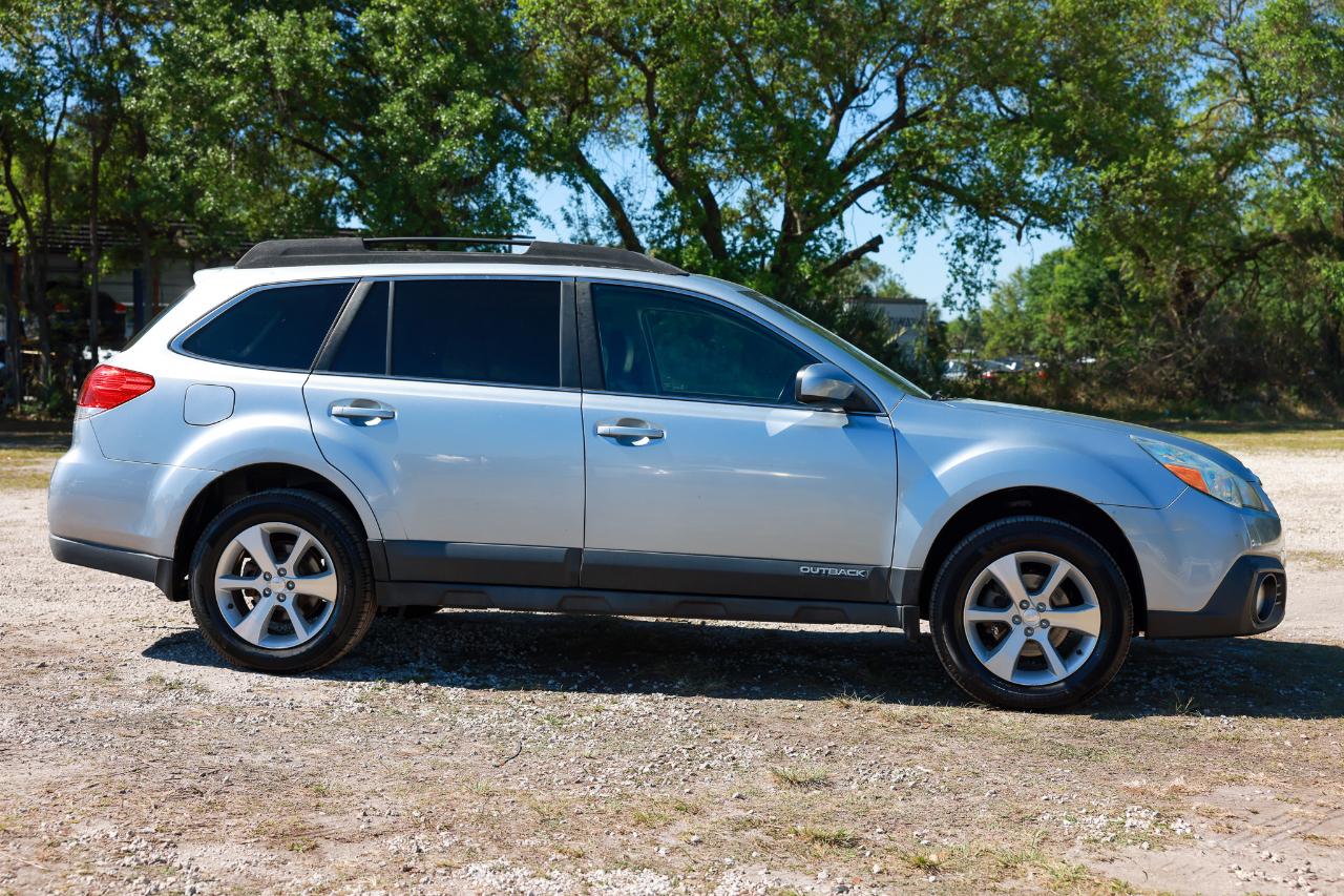 Subaru Outback  2013