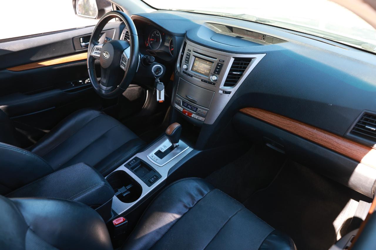 Subaru Outback  2013