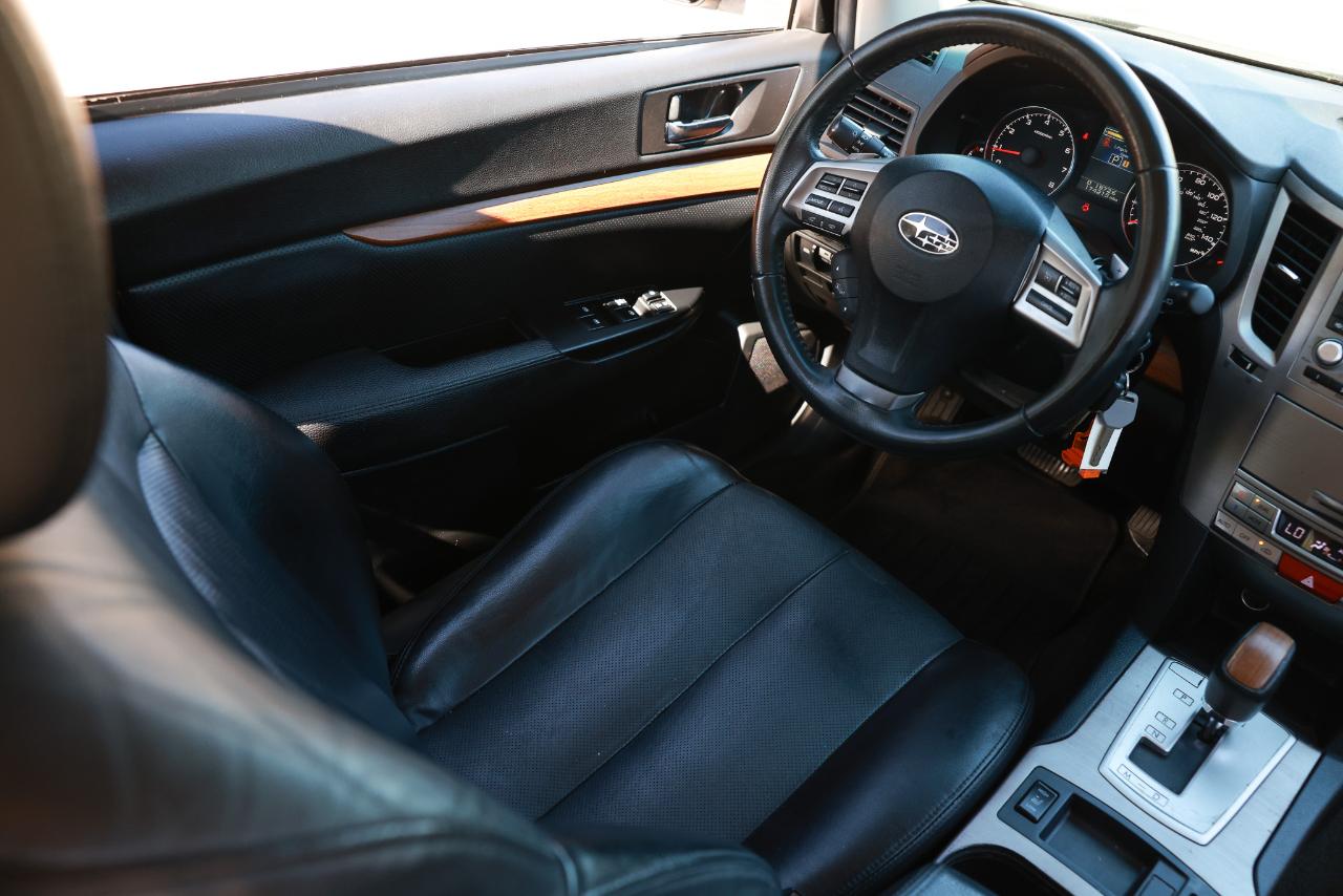 Subaru Outback  2013