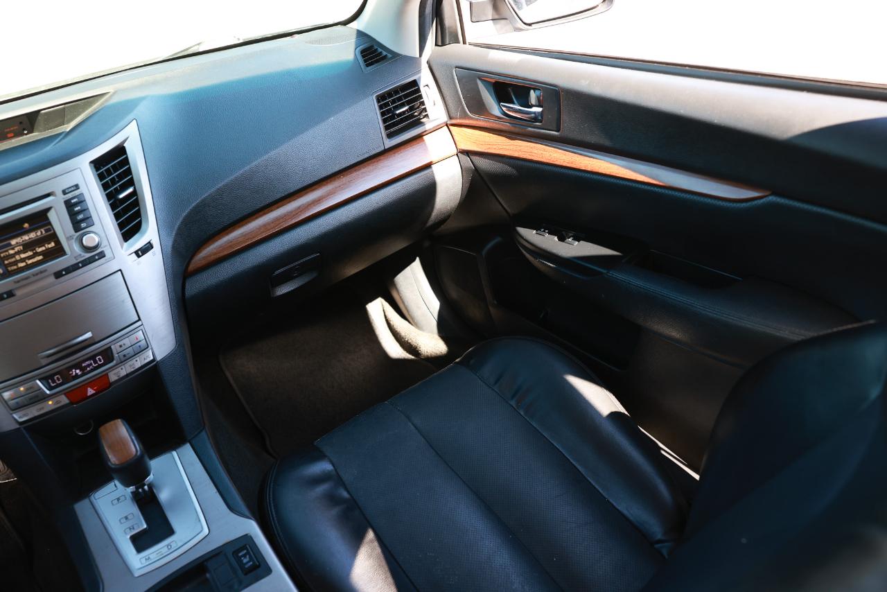 Subaru Outback  2013