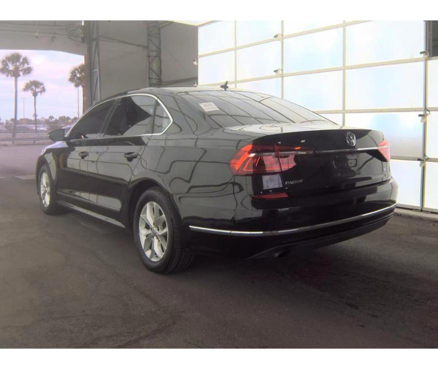 Volkswagen Passat S 2017