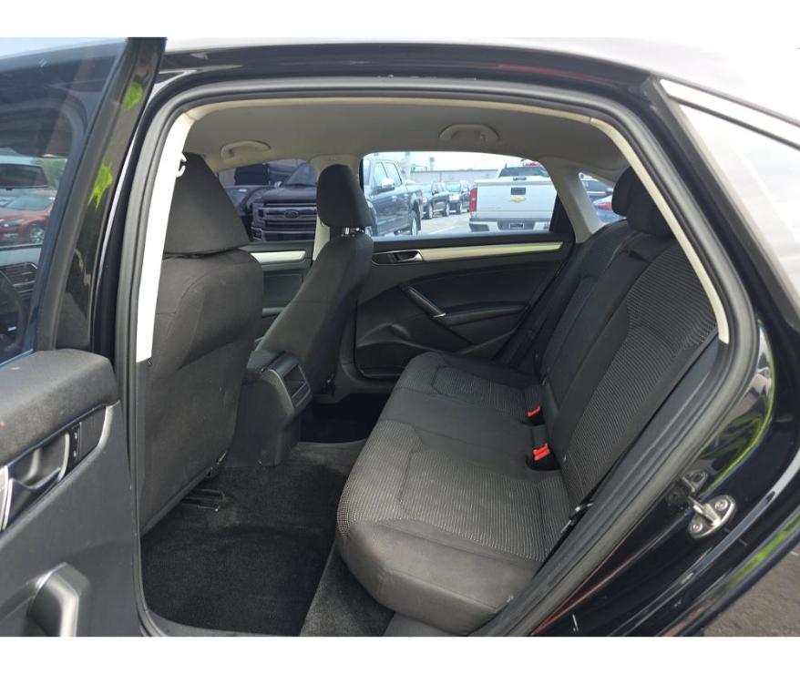 Volkswagen Passat S 2017