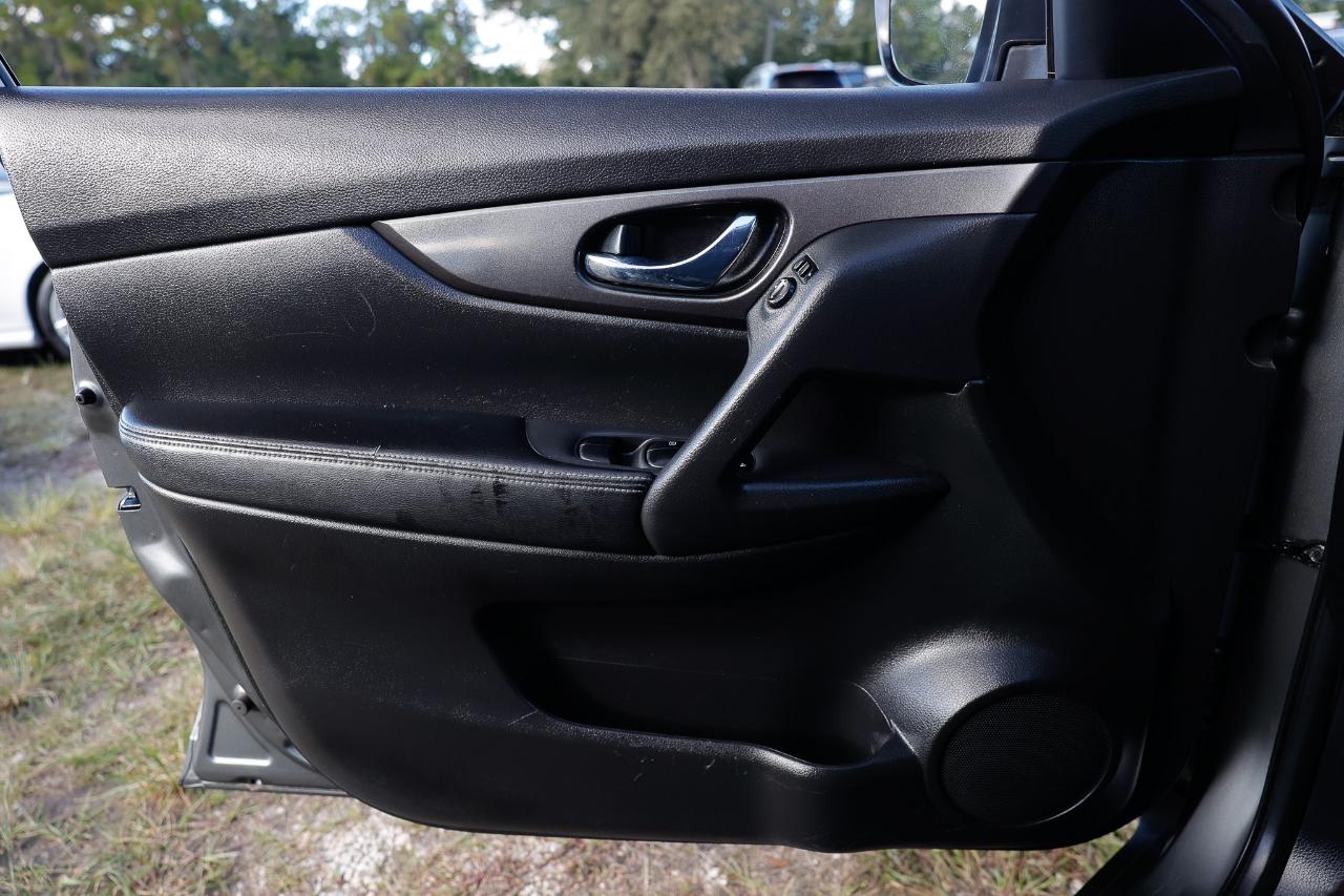 Nissan Rogue  2016