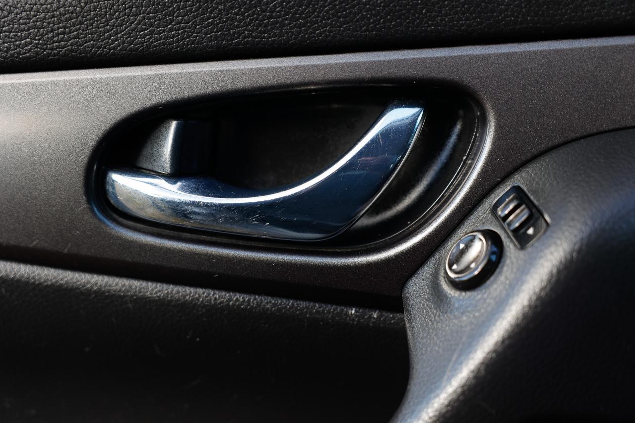 Nissan Rogue  2016