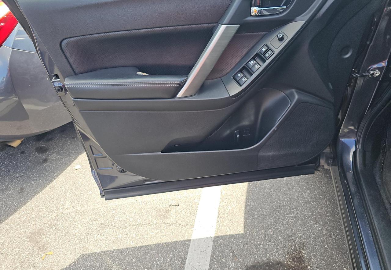 Subaru Forester  2016