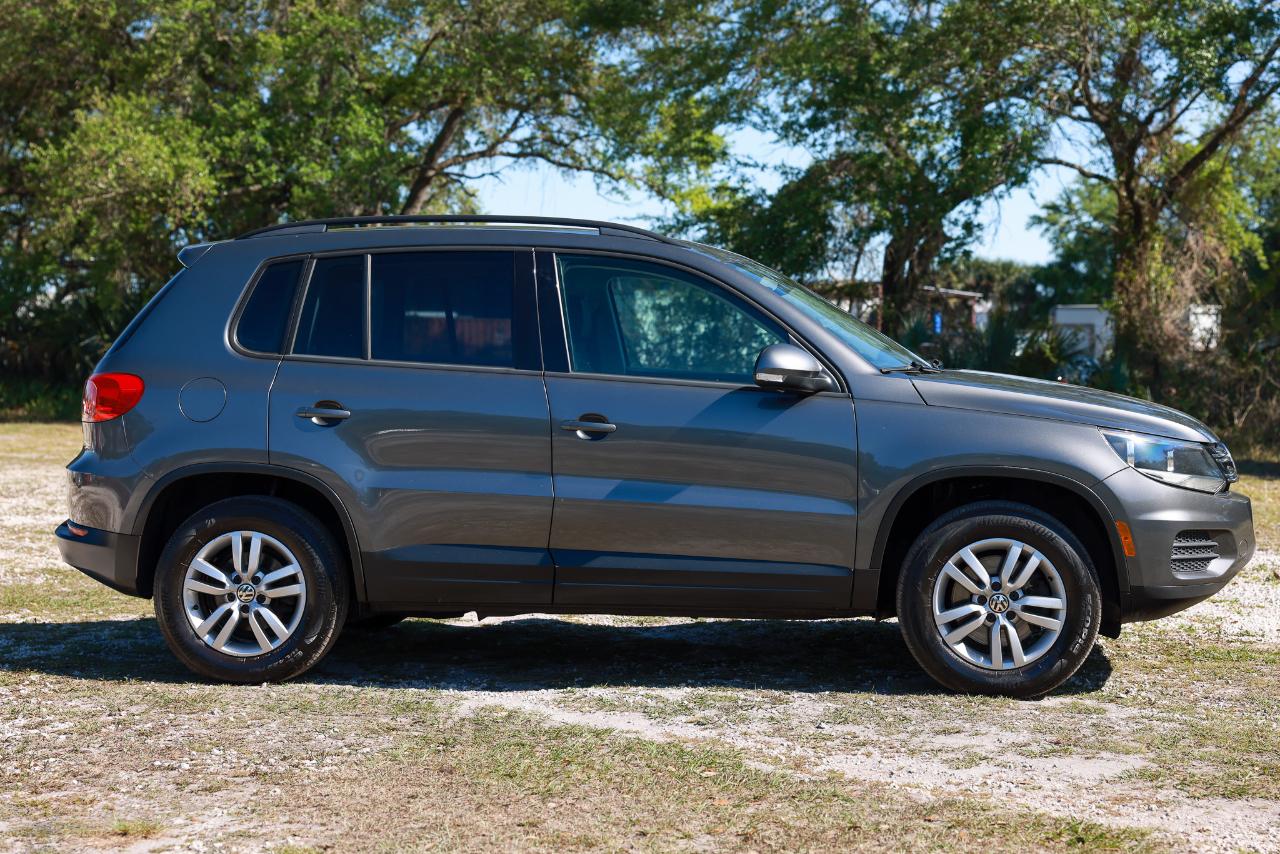 Volkswagen Tiguan  2016