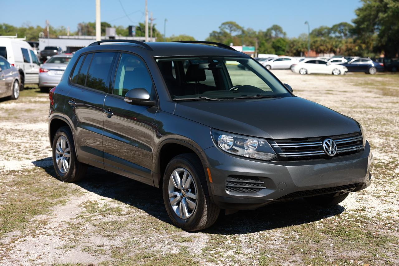 Volkswagen Tiguan  2016