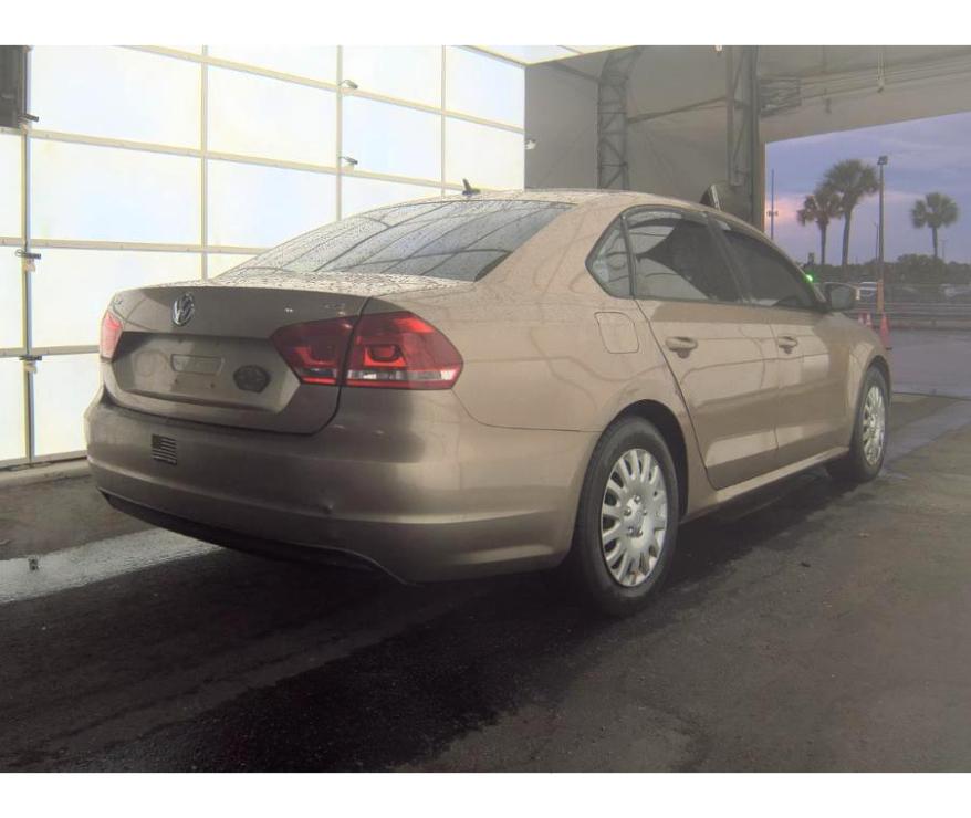 Volkswagen Passat S 2015