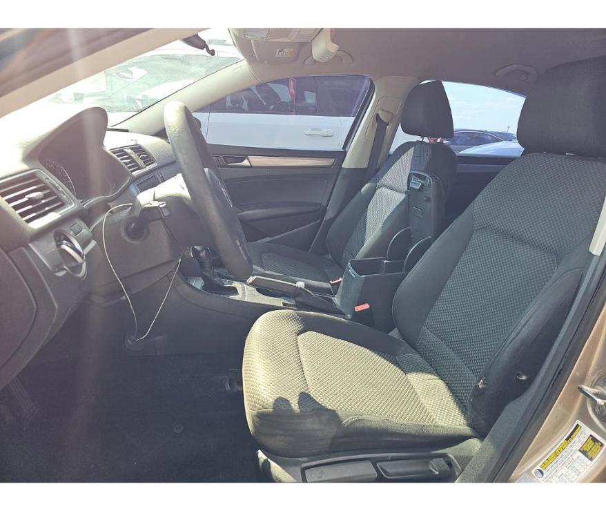 Volkswagen Passat S 2015