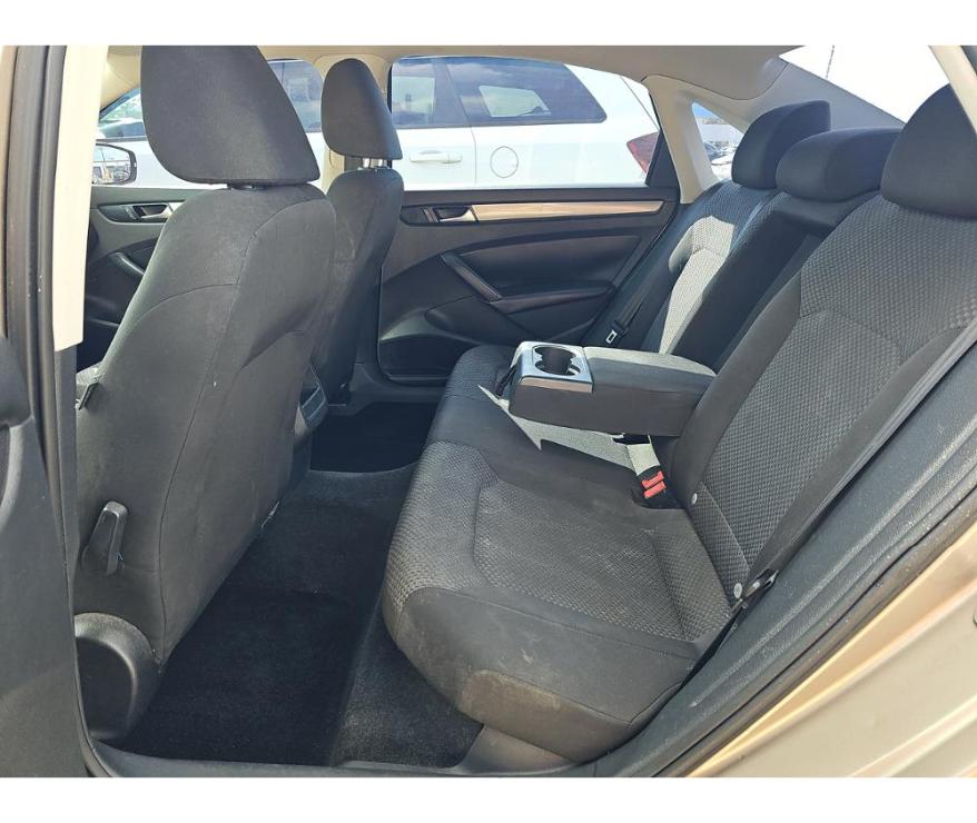 Volkswagen Passat S 2015