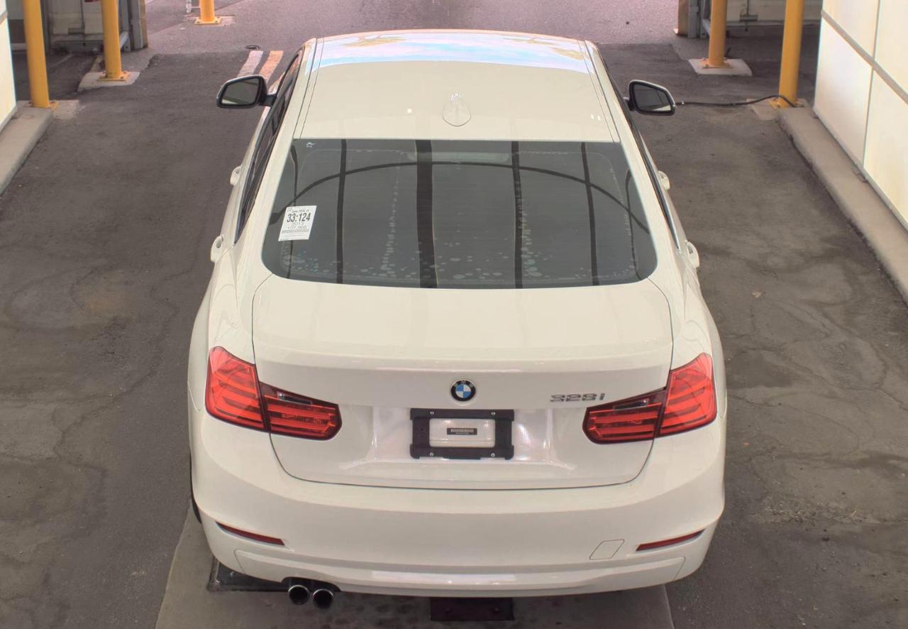 BMW 328i  2013