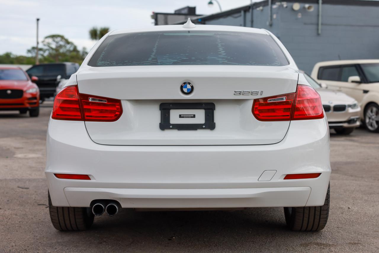 BMW 328i  2013