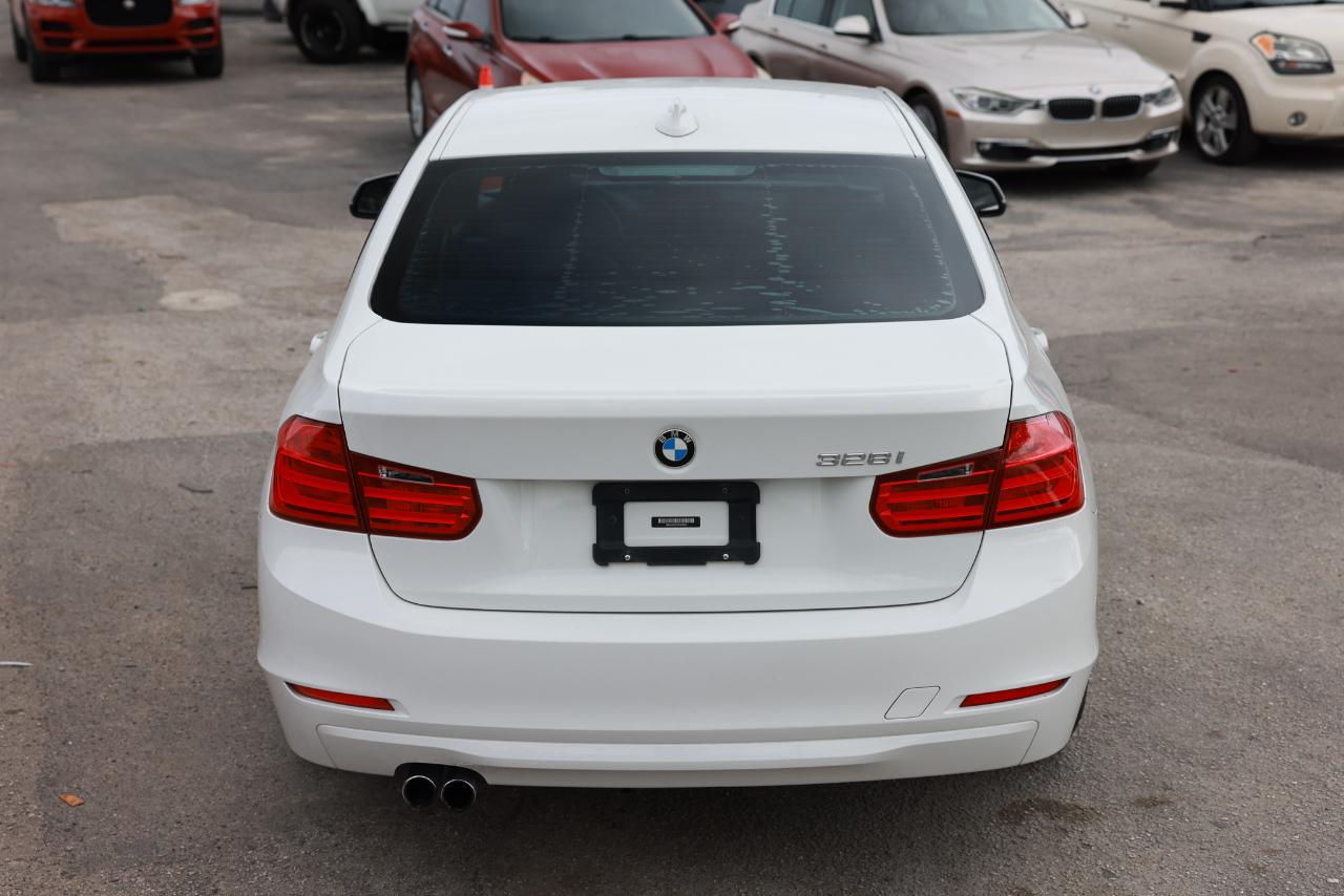 BMW 328i  2013